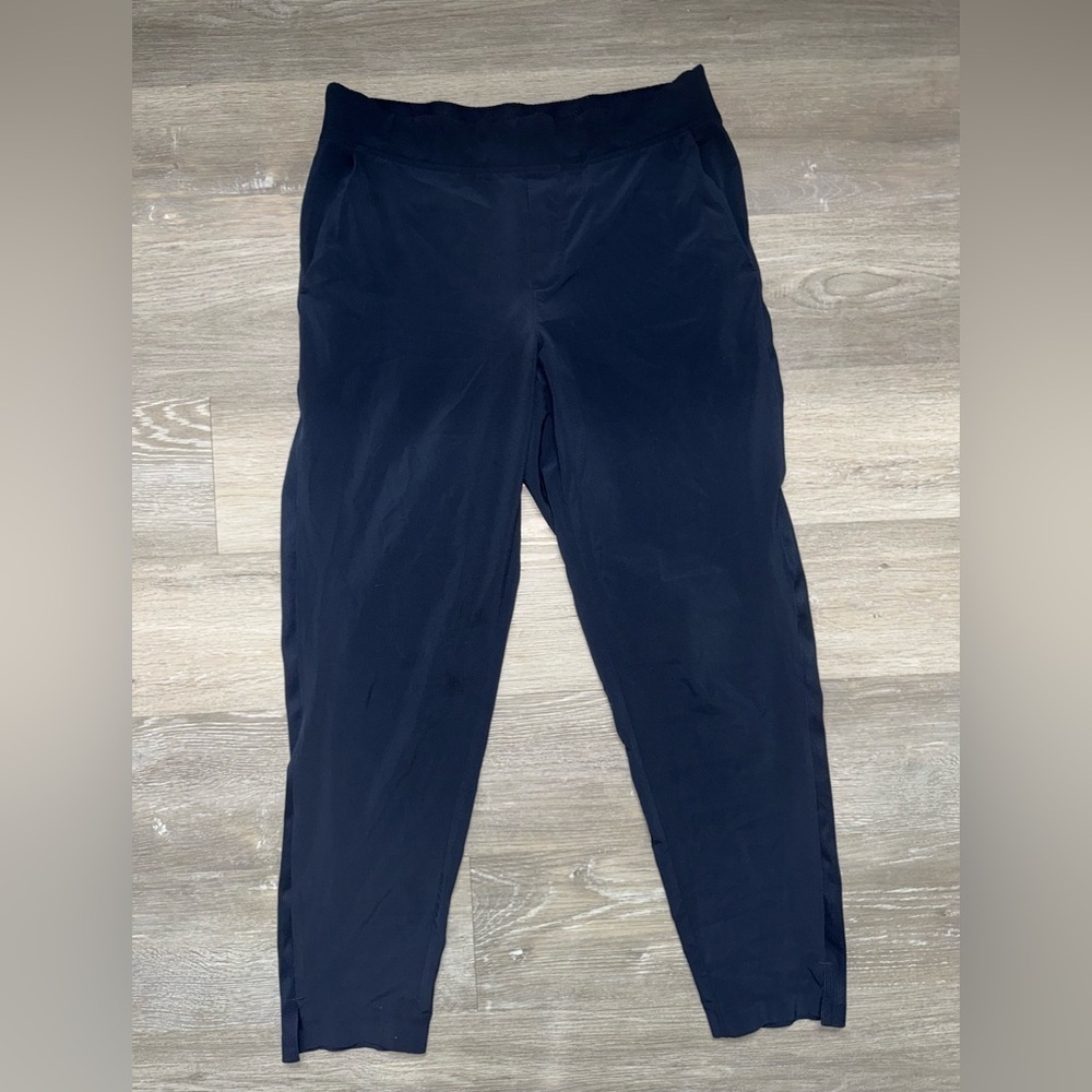 Athleta BROOKLYN MID RISE ANKLE PANT size 6 - Picture 4 of 10
